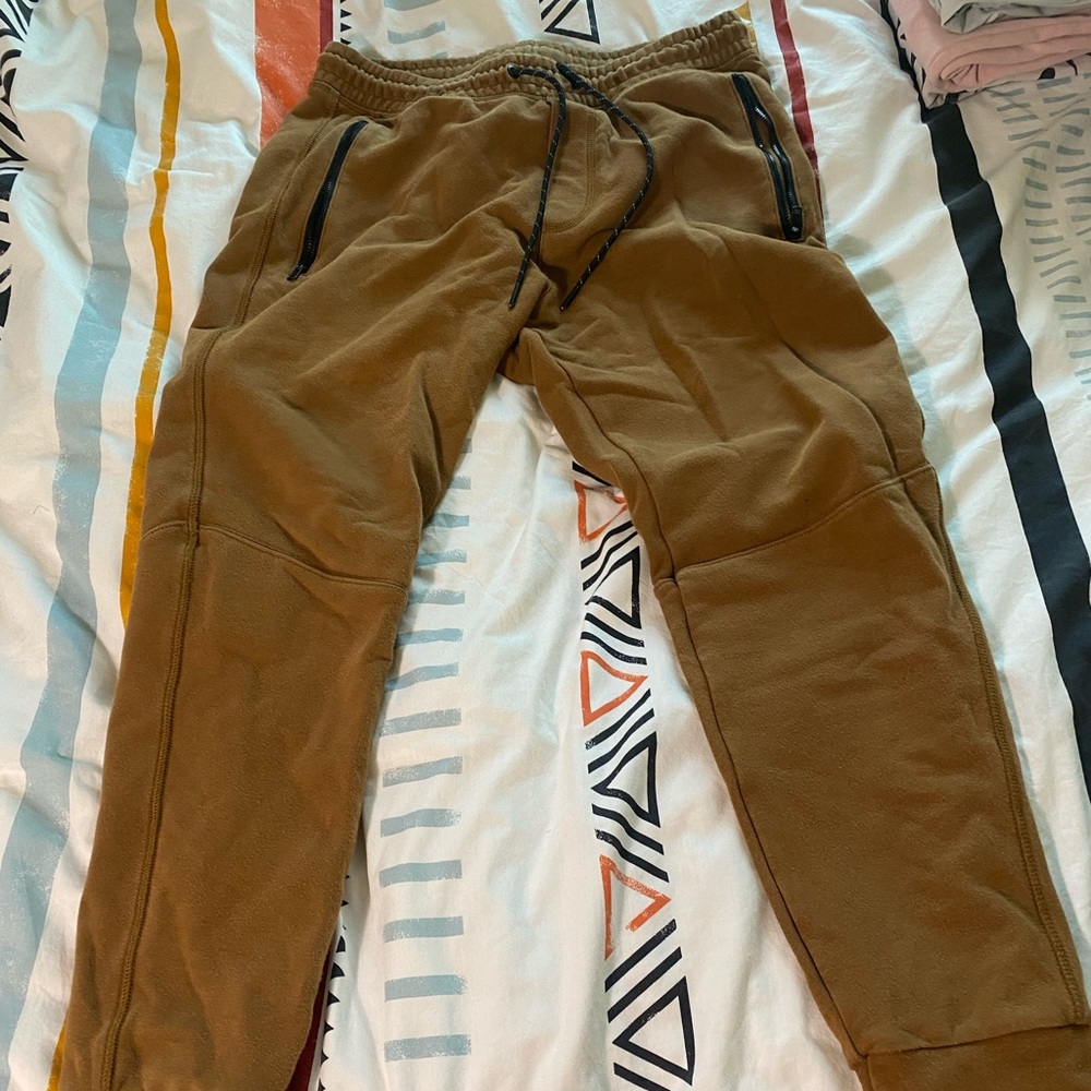 American Eagle Sweats